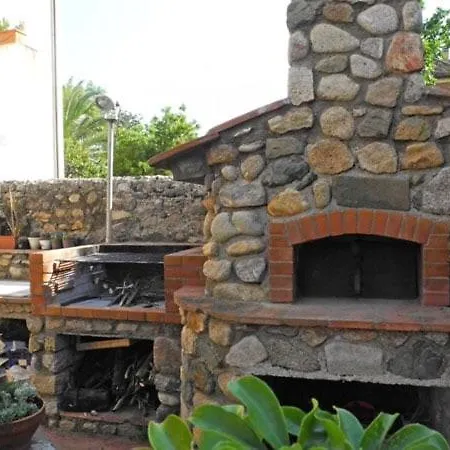 Alloro 2 - Renovated Two-room Apartment *